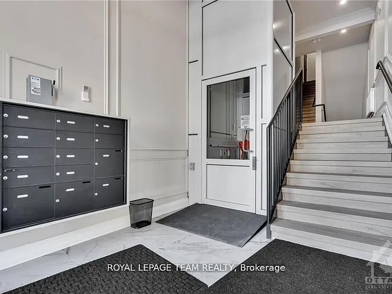 58 Florence St #8 — Photo 14