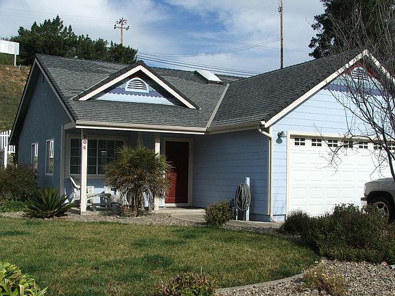 3rd image of 904 E Clark Ave