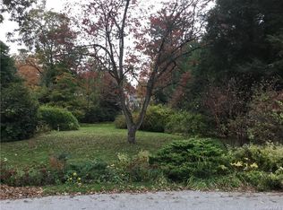 78 Larch Rd, Briarcliff Manor, NY 10510