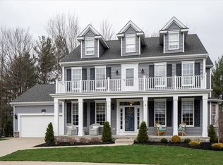 4994 Waterford Ln, Hamburg, NY 14075