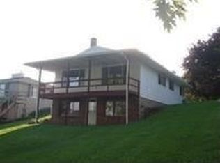 1301 Hickory Rd, Hillsdale, MI 49242