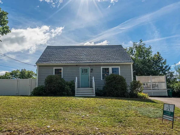 26 Saint Josephs Drive, Nashua, NH 03060