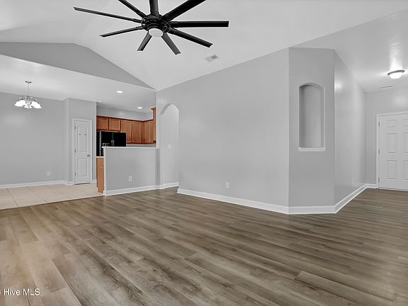 5th image of 114 Ridge View Drive