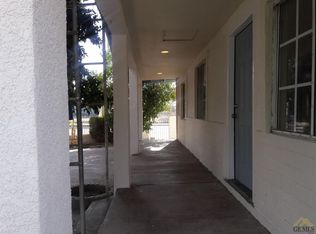 11112 Santa Clara St, Lamont, CA 93241