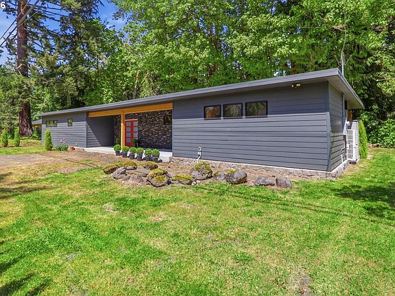 2nd image of 64701 E Brightwood Loop Rd