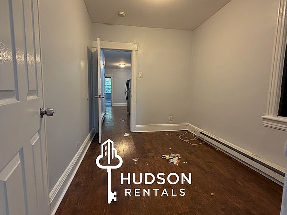 2nd image of 114 Neptune Ave APT 2R