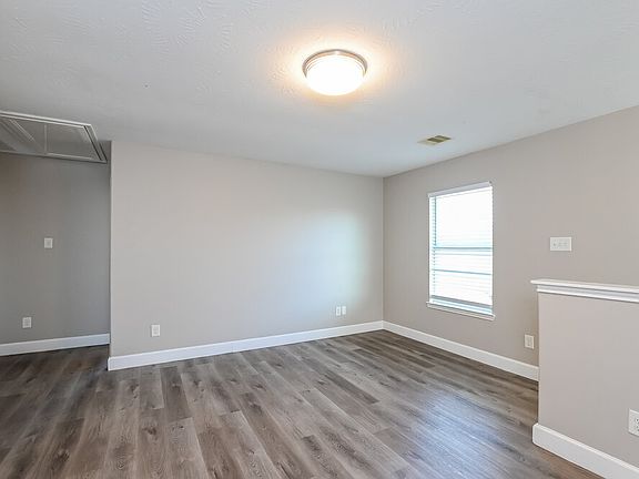 5th image of 21446 Wilona Way