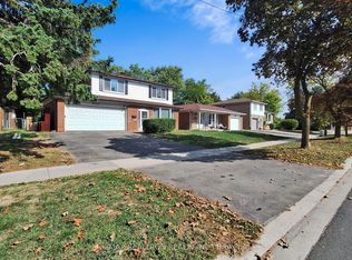 1230 Huntingwood Dr, Toronto, ON M1S 1K8