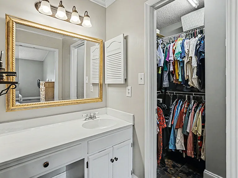 12423 Jacquelyn Ct — Photo 21