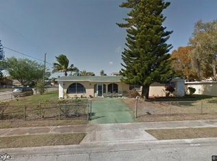 2945 Market St, Fort Myers, FL 33916