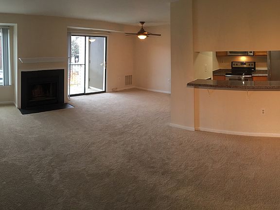5th image of 1109 Castle Harbour Way Unit 2A