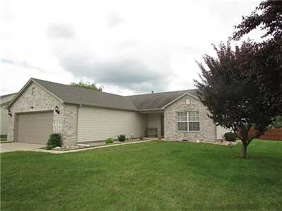 116 Fountain Dr photo 1