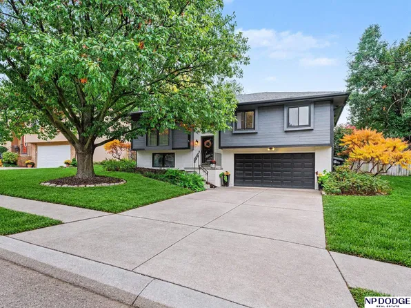 16521 Ohern St, Omaha, NE 68135