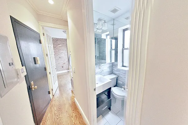 Rented by Centennial Properties NY | media 167