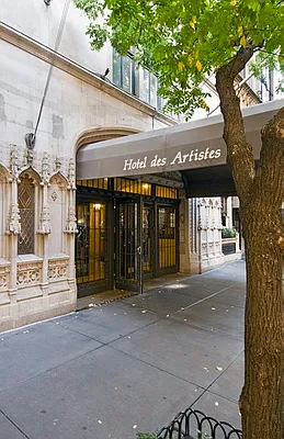 Sold by Douglas Elliman | media 22