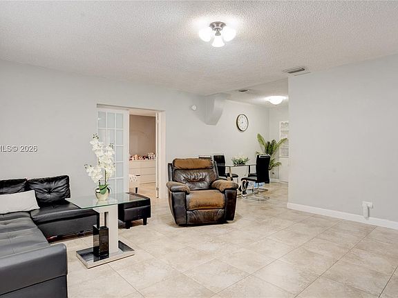 5th image of 641 SW 62nd Ave