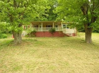 42 Johnson Hts, West Hamlin, WV 25571