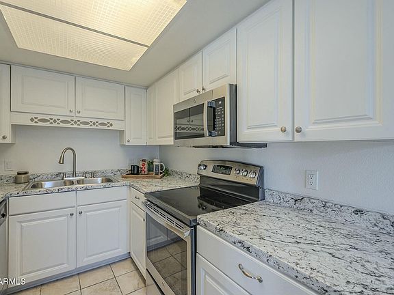 3rd image of 5115 N 22ND Avenue #1
