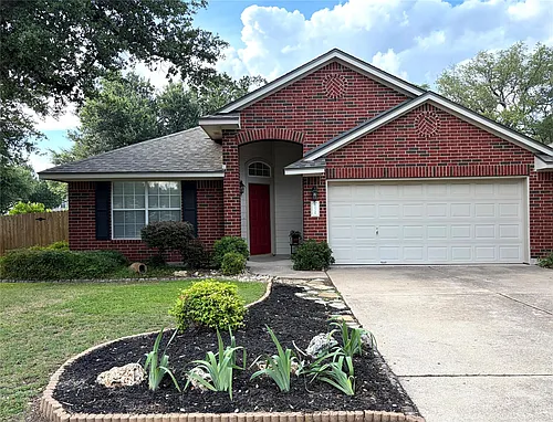 2325 Clover Ridge Dr Photo 1