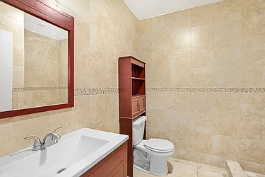 Rented by R New York