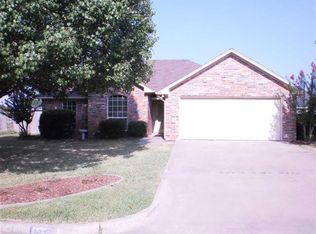 107 Hickory Rd, Bullard, TX 75757