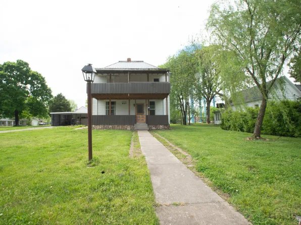 810 S College St, Neosho, MO 64850