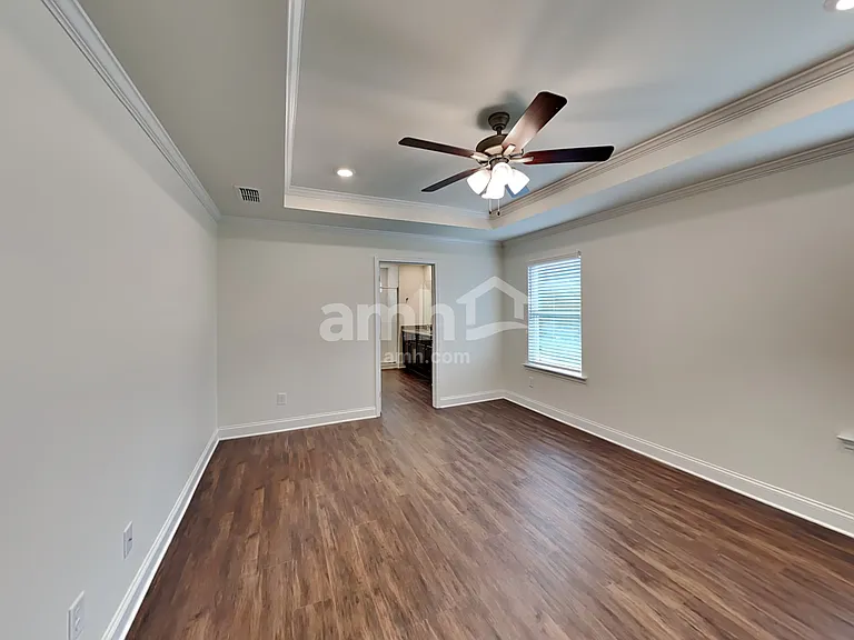 556 Summit View Ln — Photo 7