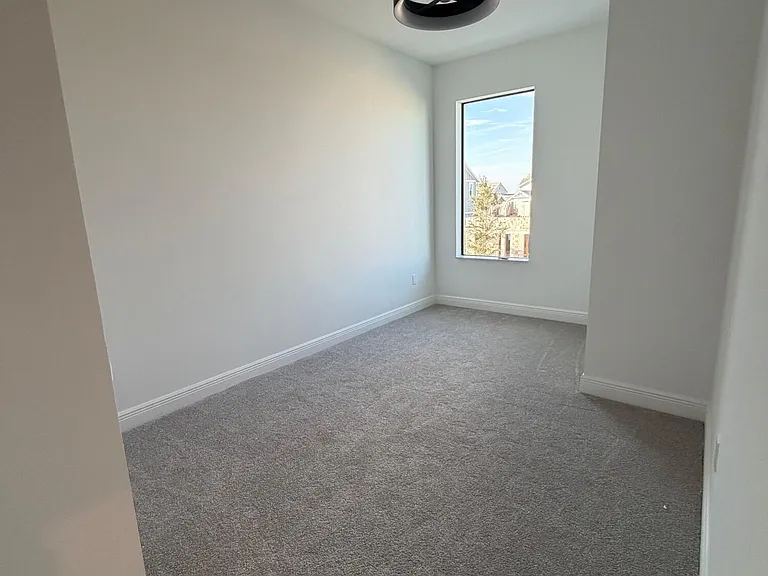 7528 SW Hosford St — Photo 16