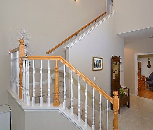 4th image of 708 Willard Dr
