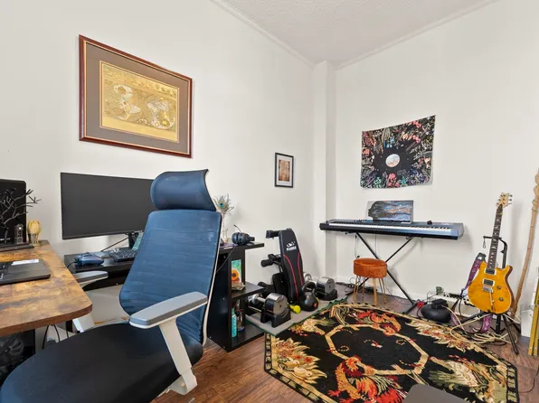 2211 New York Avenue image 11 of 19