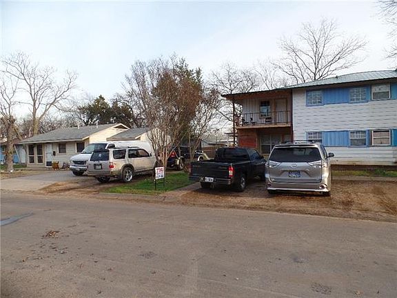 3rd image of 4106 Barksdale Ct