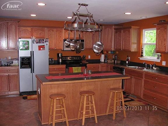 5th image of 8489 Pineview Lake Dr