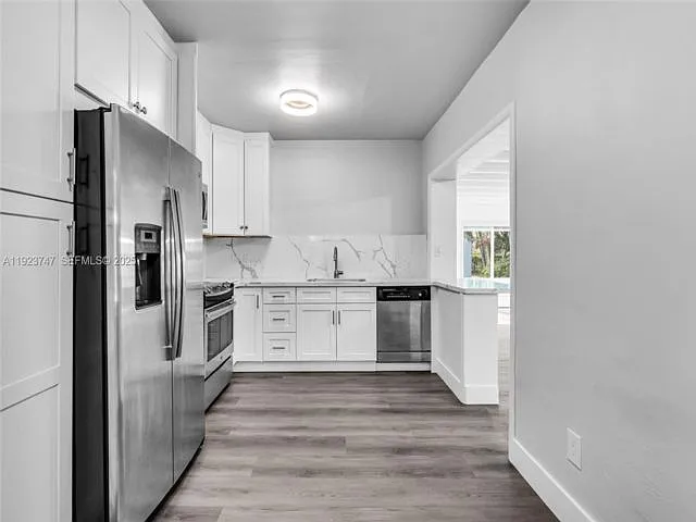 648 South Dr — Photo 6