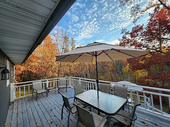 Upper deck located through patio door off dining room
