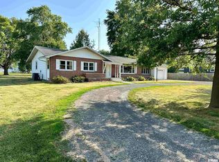 504 W North St, Morrisonville, IL 62546