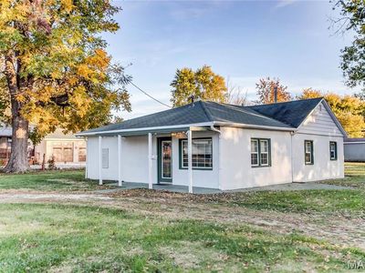 219 Highland St, Carrollton, IL, 62016