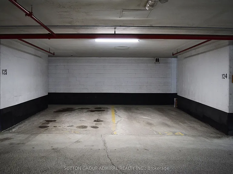 5001 Finch Ave E #H05 — Photo 33