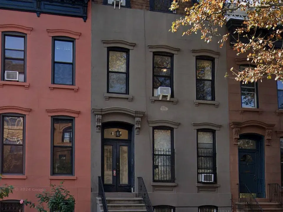 Building Photo 4