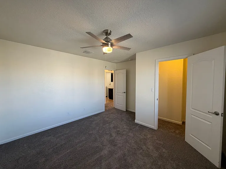 154 Prado Verde Ct NE — Photo 16