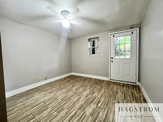 Rented by Hagstrom Management Inc | media 28