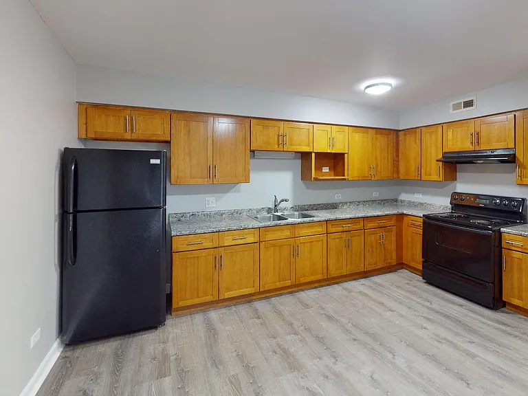 14036-50 S Tracy Ave — Photo 14