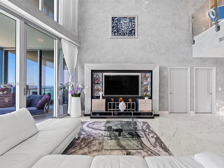 17121 Collins Ave #Penthouse 4406 — Photo 6
