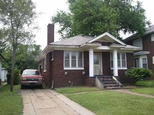 440 Johnson St Gary In 46402 Zillow