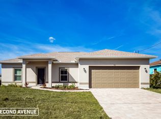 913 Jacaranda Pkwy E, Cape Coral, FL 33909