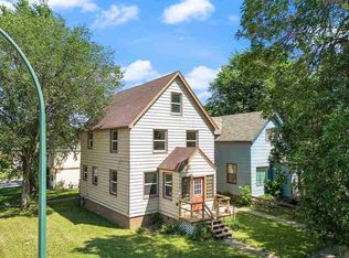 329 9th St S, Virginia, MN 55792