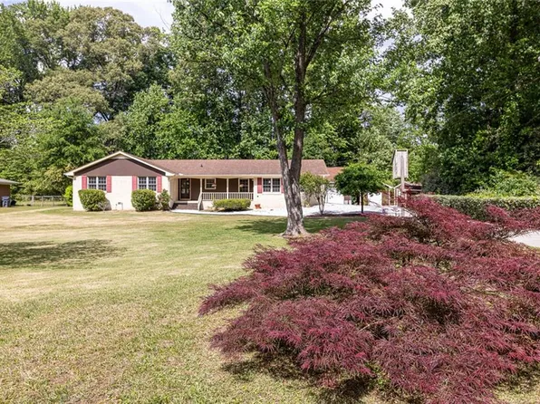 472 Edwards Ct, Lawrenceville, GA 30044
