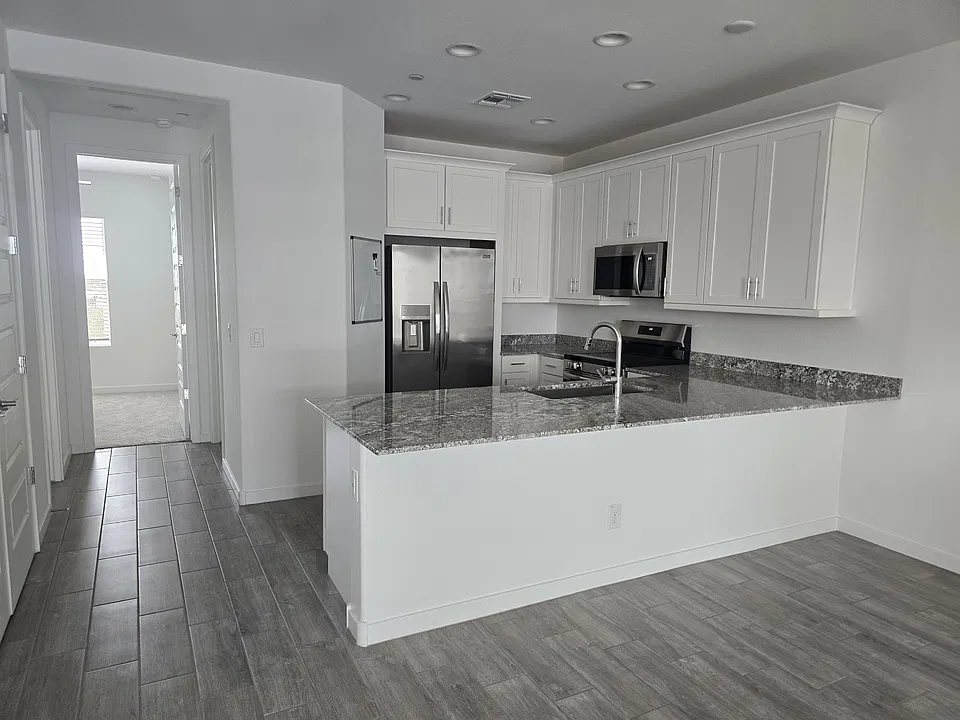 8149 E Petunia Ave #1-1046-1