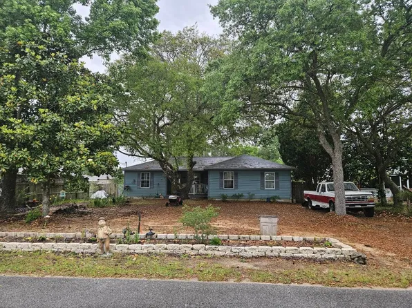 2216 Paloma St, Navarre, FL 32566