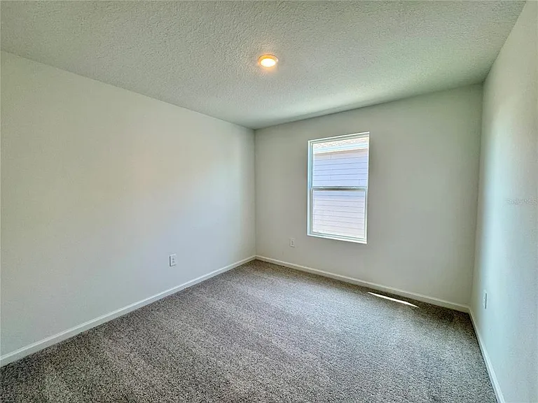 405 Kayden Cv — Photo 20