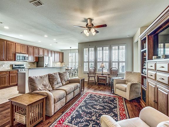 2nd image of 6682 Dewees Ln